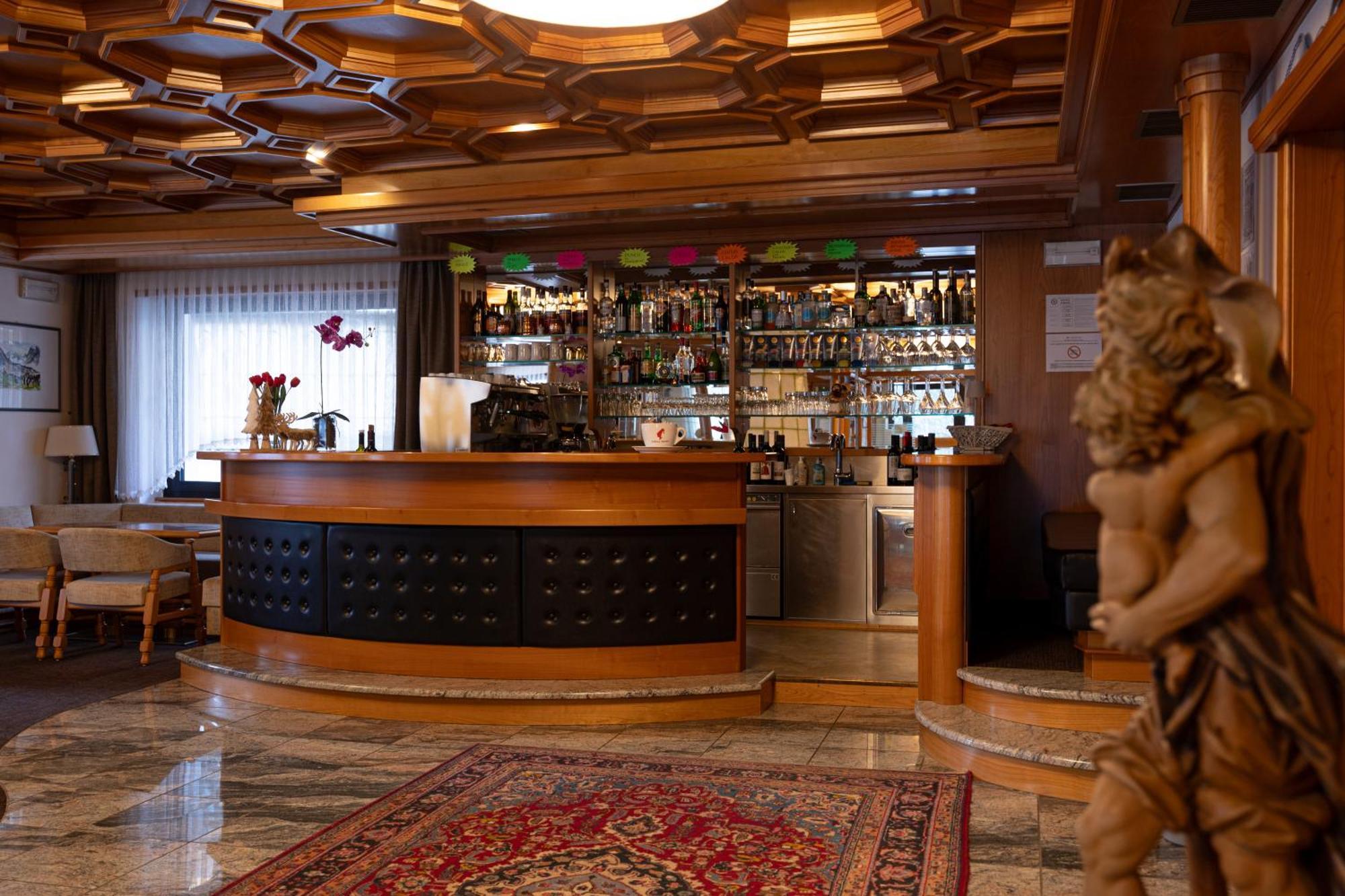 Hotel Engel Каназей Екстериор снимка