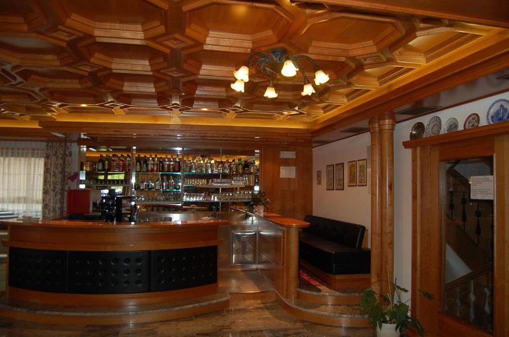 Hotel Engel Каназей Екстериор снимка