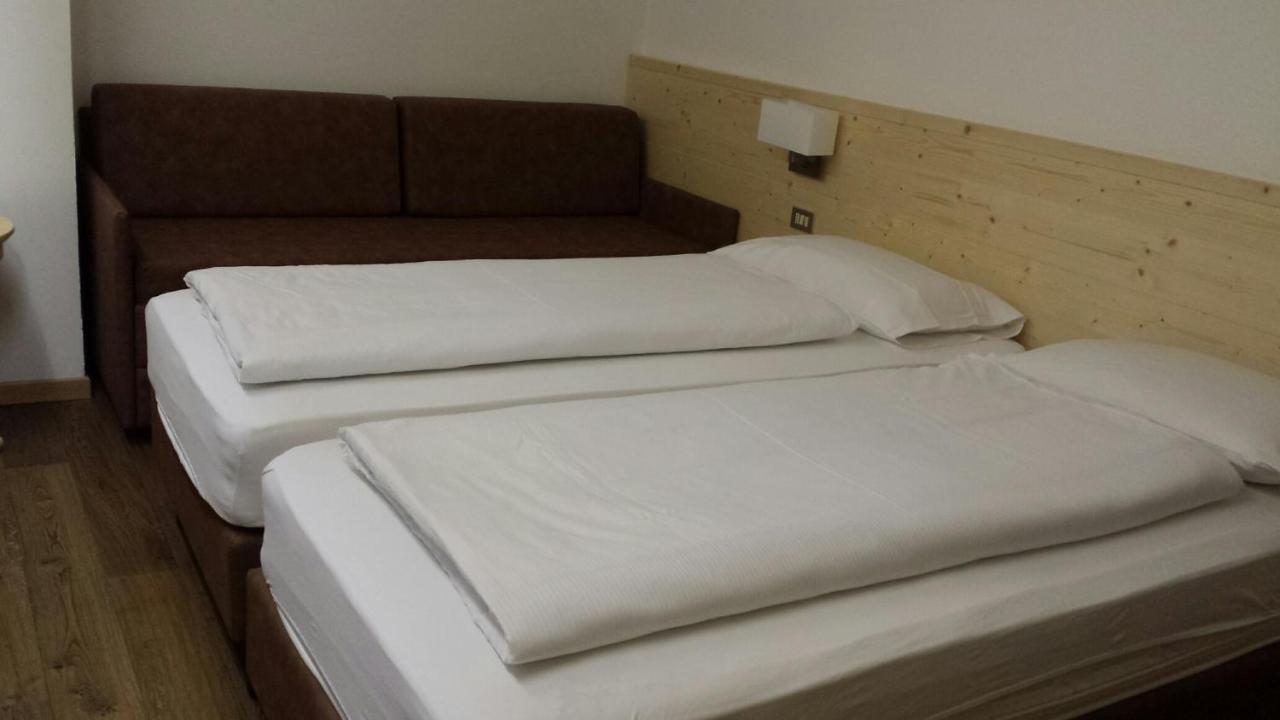 Hotel Engel Каназей Екстериор снимка